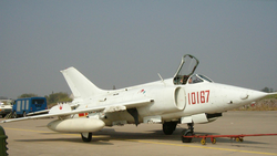 Esquema técnico do Nanchang Q-5