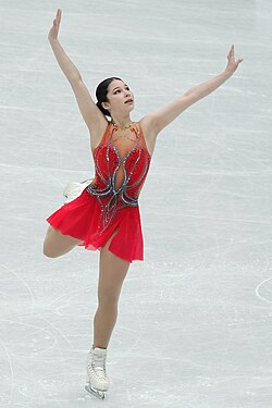 Alysa Liu patinando