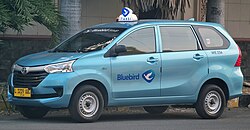 Toyota Transmover (F653) com pintura Bluebird