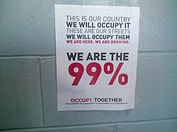 Cartaz escrito 'We are the 99%'