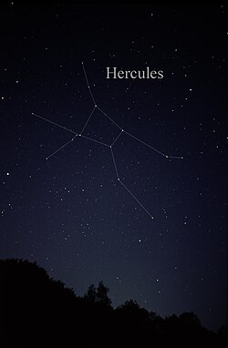 Mapa estelar indicando a posição da constelação de Hércules
