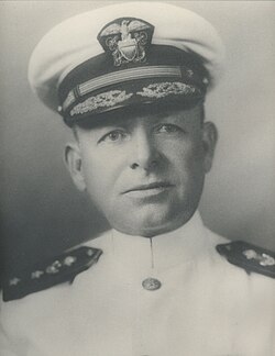 Oficial naval