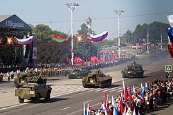 Equipamento militar em exibição