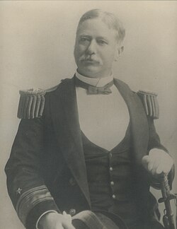 Oficial naval